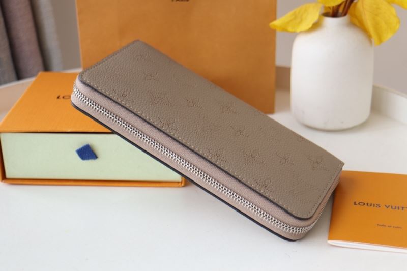 Louis Vuitton Wallets